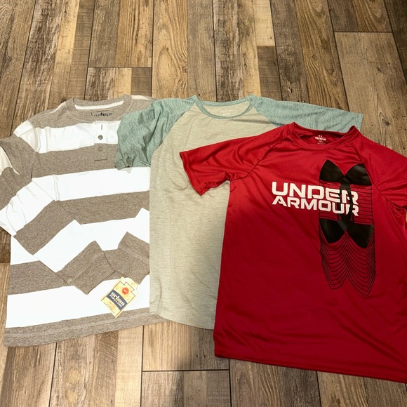 Under Armour Other - Boys Bundle EUC and NWT